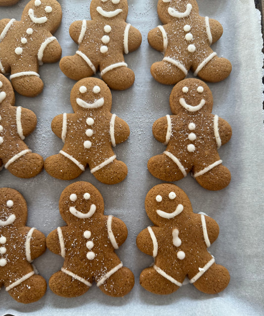 100 Gingerbread Men Cookies Holiday Cookies